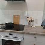Saunallinen Viihtyisae Kaksio Keskustan Tuntumassa Διαμέρισμα Κούβολα